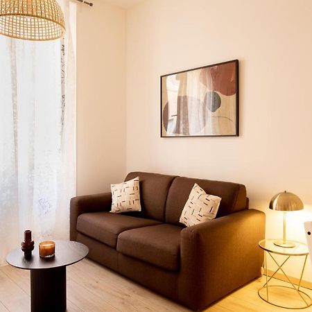 Xenia Apartments - Enjoy Porta Venezia In Modern Apt- 10 Min From Duomo Milan Bagian luar foto