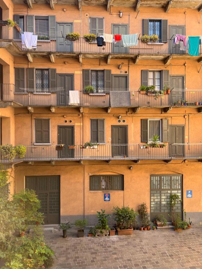 Xenia Apartments - Enjoy Porta Venezia In Modern Apt- 10 Min From Duomo Milan Bagian luar foto